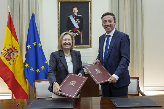 El Ministerio de Defensa y Navantia firman la orden de ejecución para el nuevo buque de aprovisionamiento de combate.