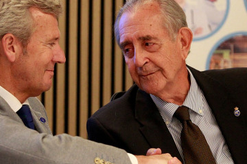 Rueda en la inaguración de la sede de Ibermutua en A Coruña