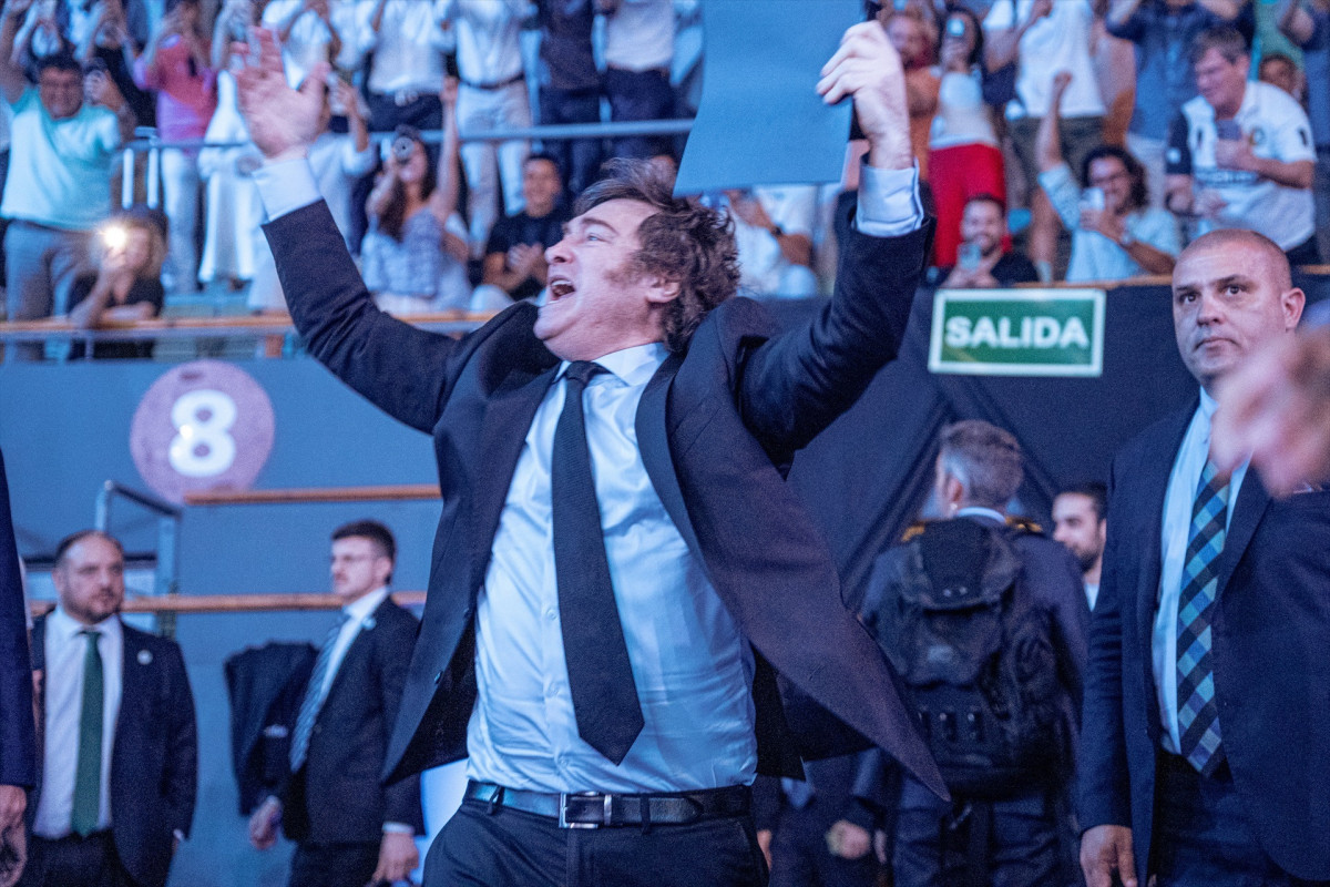 EuropaPress 6784766 presidente argentina javier milei llegada ultima jornada madrid economic