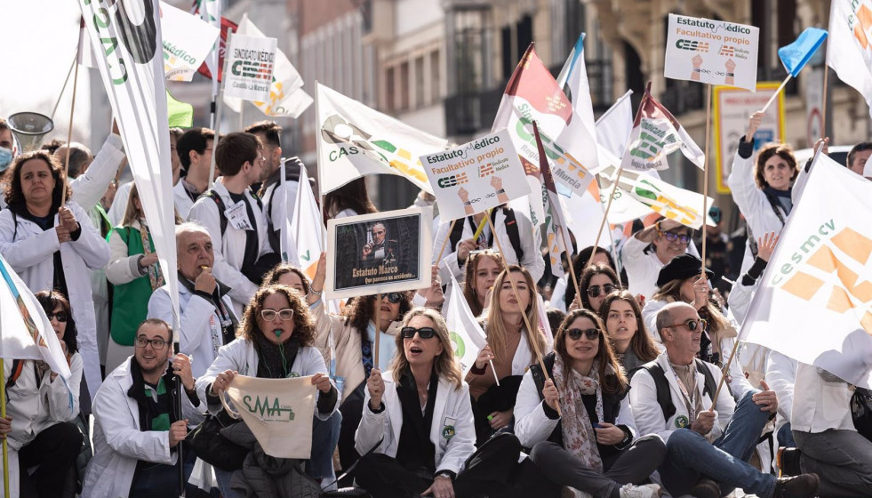 Huelga médicos