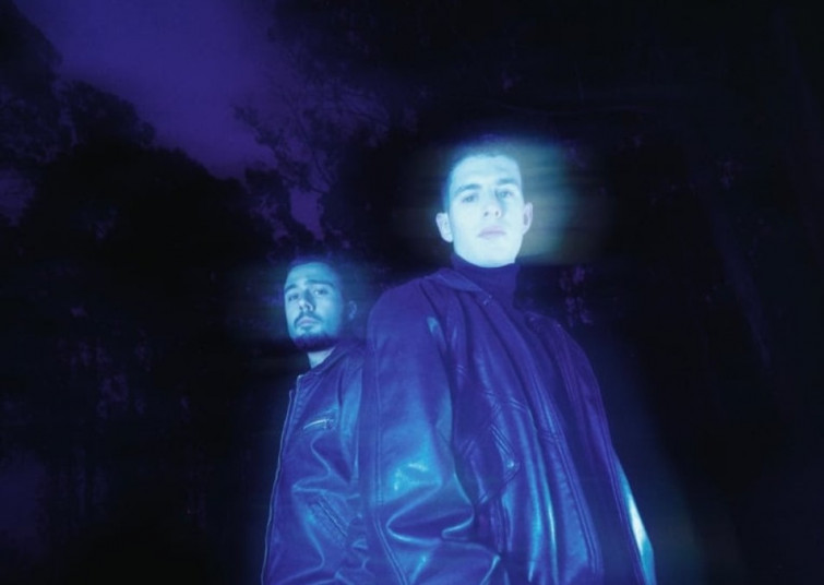 Galician Army se consolida en la escena de la música urbana gallega con su disco de debut: “Valuria”