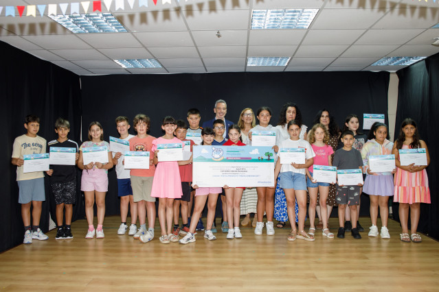 Abanca y Afundación entregan al CEIP Serra-Vincios de Gondomar uno de los tres premios del programa Segura-Mente.