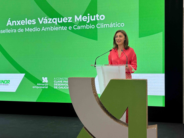 La conselleira de Medio Ambiente, Ángeles Vázquez, participa en una jornada promovida por Apecco