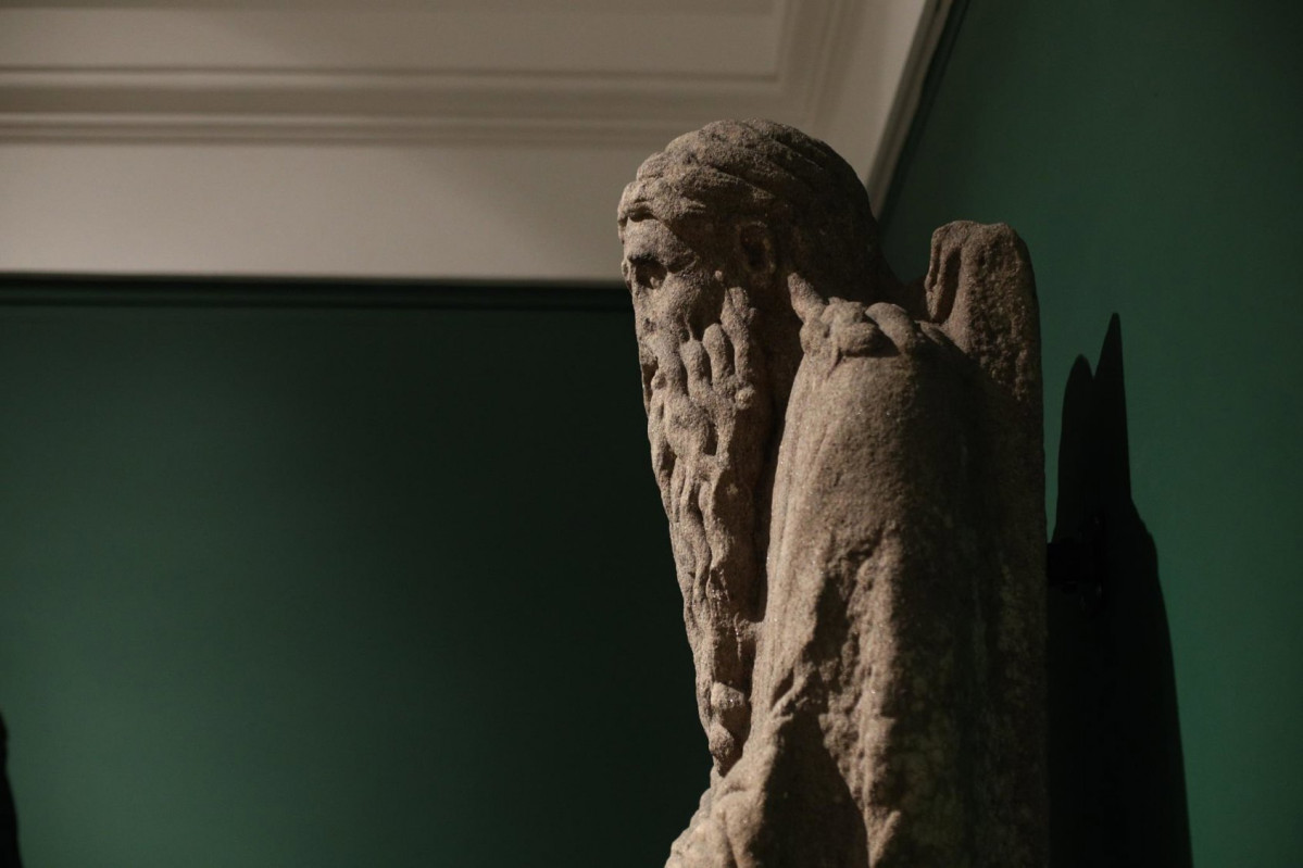 Estatuas mestre mateo