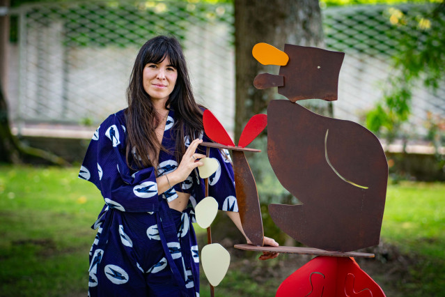 Eurostars inaugura su 'Bosque de esculturas' con una exposición de Carlota Pereiro en el Gran Hotel La Toja.