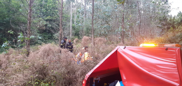 Trasladado un hombre tras caer de su caballo en A Laracha.