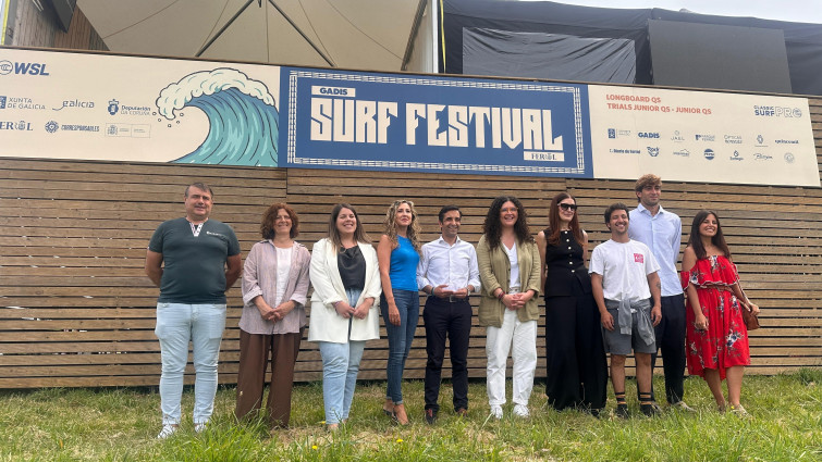 El Gadis Surf Festival pone a Ferrol en la cresta de la ola del deporte
