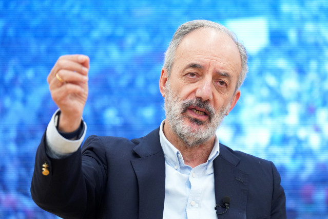 Archivo - Francisco Millán Mondurante una entrevista para Europa Press, a 24 de mayo de 2024, en Santiago de Compostela