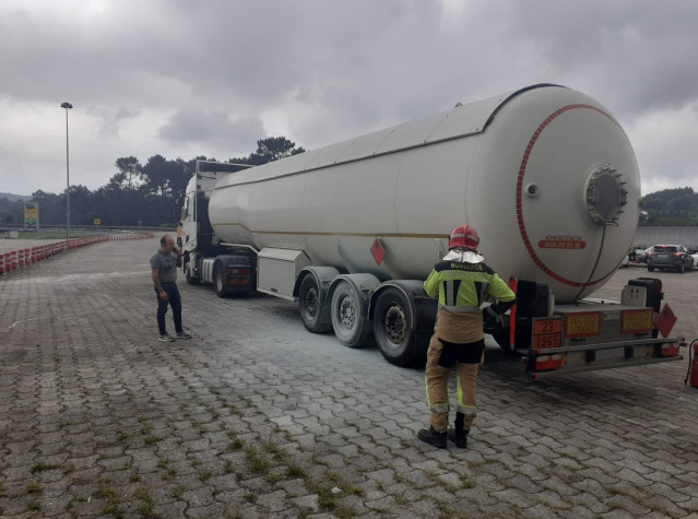 Incendio camión en Teo