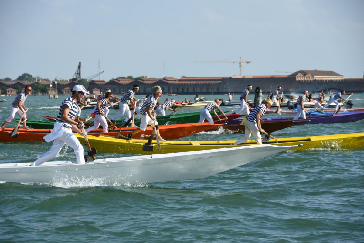 Gondoleros en Venecia en una imagen del ayuntamiento local