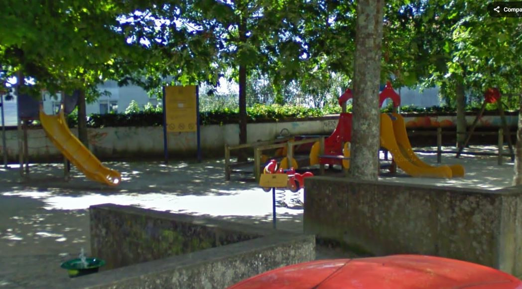 Parque infantil de A Trisca en Santiago