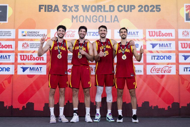 Así ganó el coruñés Carlos Martínez Pardo el campeonato del mundo de baloncesto 3x3 con España (vídeo)