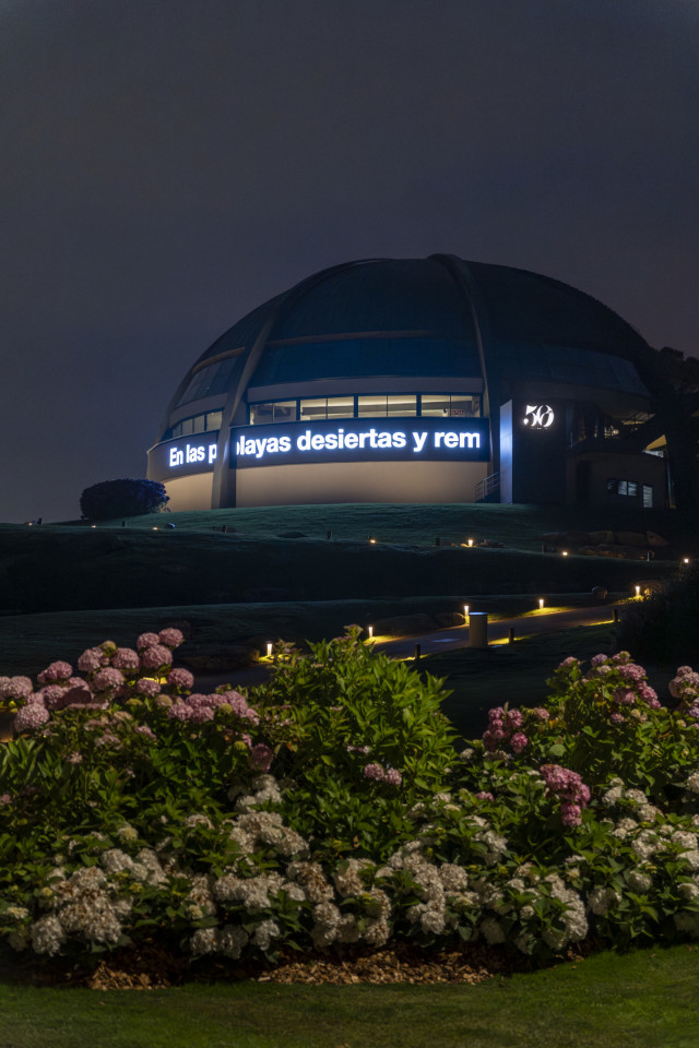 Instalación de Es Devlin promovida por Zara