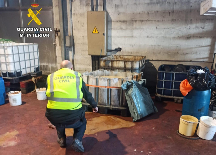 Empresario ourensano investigado por depósitos de aceite de cocina sin licencia en Ribadavia