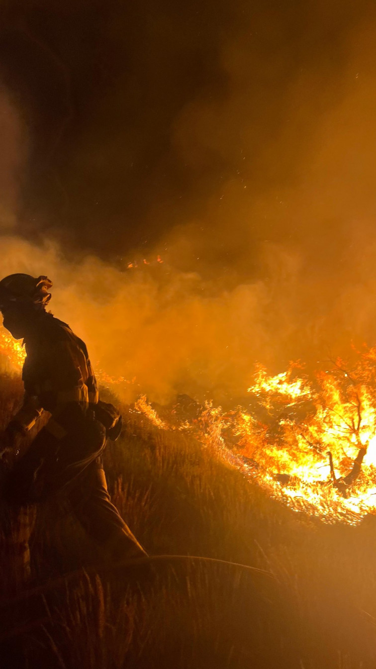 Empiezan los incendios: Más de 33 hectáreas quemadas en A Mezquita y otras partes de Ourense y Lugo