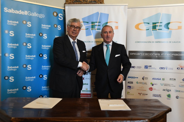 El Director General De Sabadell Gallego Y Director General Adjunto De Banco Sabadell, Pablo Junceda, Y El Presidente De La CEG, Juan Manuel Vieites