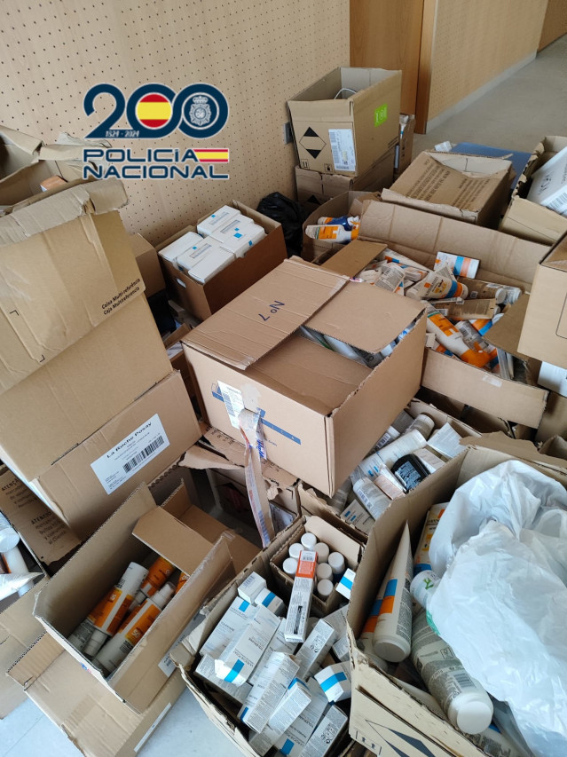 Material que iban a robar en una nave de A Coruña.