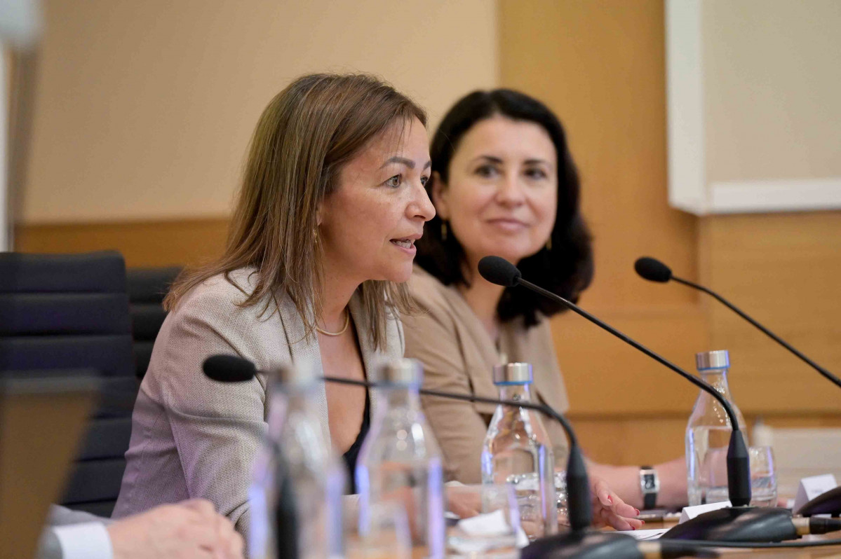 La conselleira de Mar, Marta Villaverde, en la inauguración del curso 'A acción da Unión Europea na transición ecolóxica e dixital dos mares e dos océanos'
