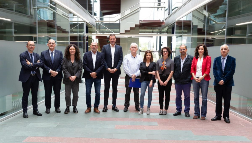Archivo - Manuel Lourenzo, Xosé María Pérez Barro, Marta Pazos, Julia Díaz y el RC Celta, entre los Premios da Cultura Galega 2024