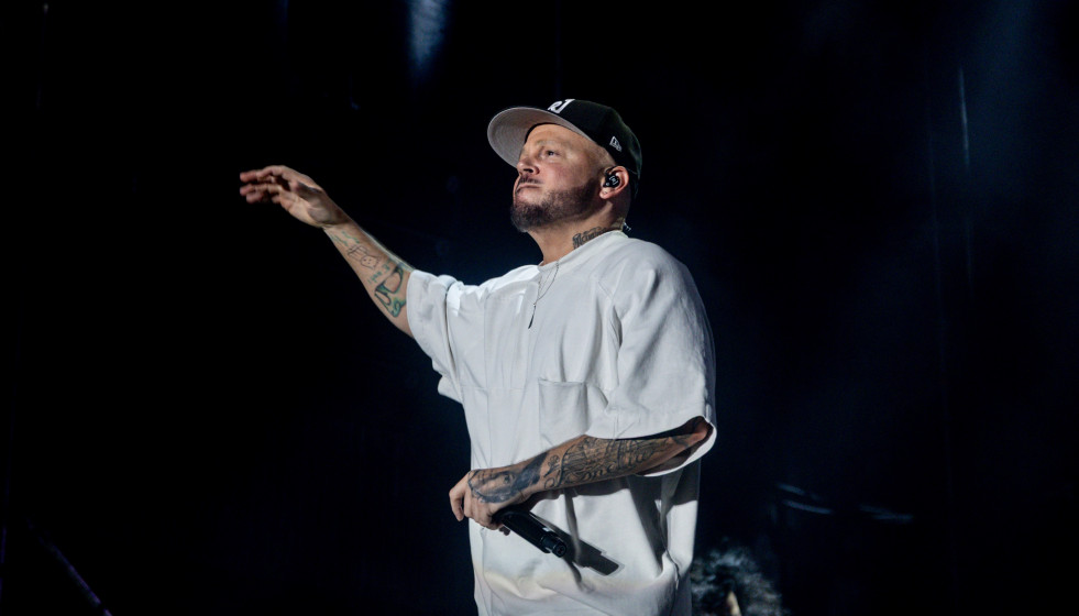 El rapero Residente actúa en el Alma Festival, en el Parque Enrique Tierno Galván, a 19 de junio de 2025, en Madrid (España). René Pérez Joglar, más conocido como Residente, es un rapero, cineas