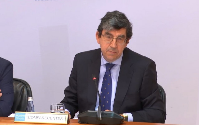 Archivo - El presidente del Consello Galego da Competencia, Ignacio López-Chaves, en comisión
