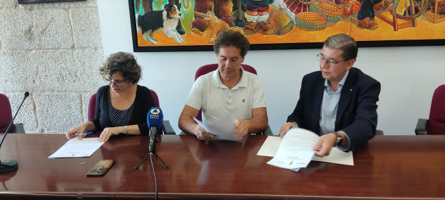 El Ayuntamiento de O Carballiño, Abanca y Afundación han formalizado un convenio de colaboración cultural