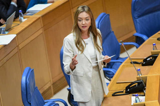 Fotos Xunta / Política Social / A Conselleira De Política Social E Igualdade,Fabiola García, Responde No Pleno