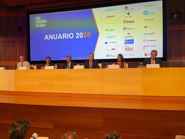 El presidente de la Xunta, Alfonso Rueda, durante la celebración del Foro Económico, en la sede de Afundación, en A Coruña.