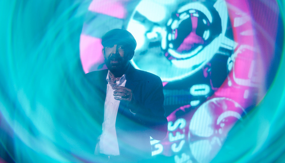 Archivo - El cantante Juan Luis Guerra, durante su actuación en el Wizink Center, a 9 de julio de 2024, en Madrid (España).