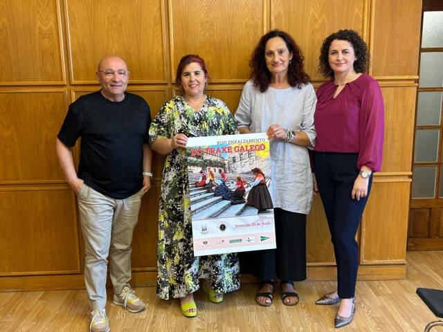 La concejala de Fiestas, Pilar Lueiro, en la presentación del Día do Traxe Galego, a 16 de julio de 2025.