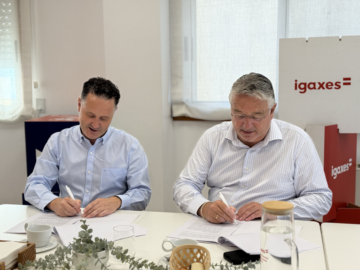 SINATURA CONVENIO VIAQUA E IGAXES