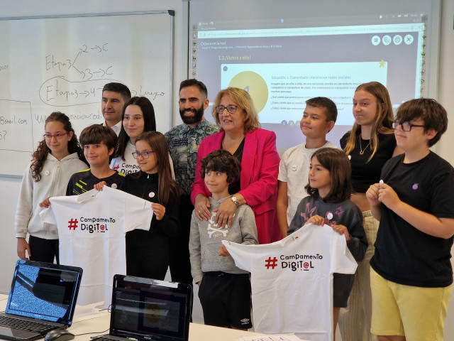 Imagen de los niños en el Campamento Digital de Vigo.