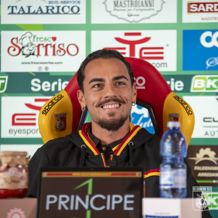 Los fichajes más esperados del Deportivo de la Coruña se hacen de rogar, pero podrían ser cuestión de horas