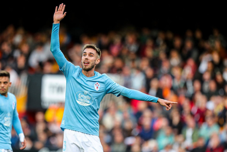 El Barça, el más interesado en el fichaje de Mingueza, al que resta un año en el Celta con el Mundial de fondo