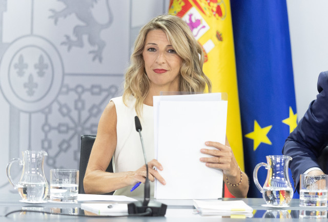 La vicepresidenta segunda y ministra de Trabajo y Economía Social, Yolanda Díaz, durante una rueda de prensa tras el Consejo de Ministros.