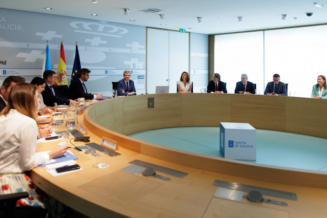 O titular do Executivo galego, Alfonso Rueda, preside a reunión do Consello da Xunta. Sala do Consello, 01/08/25.