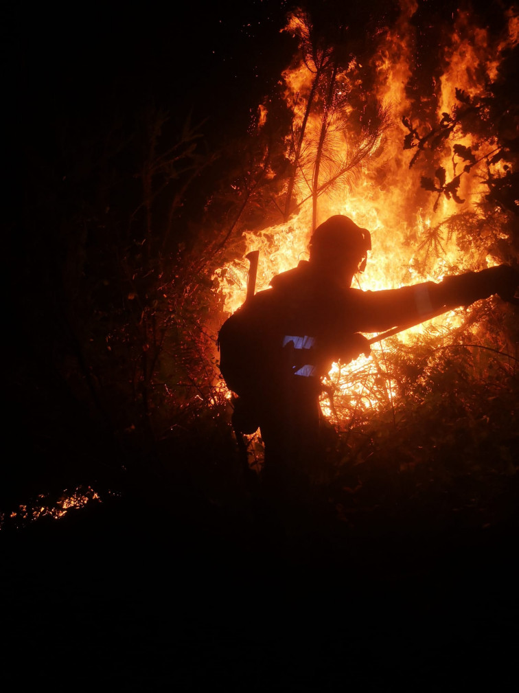 Incendios en   Salceda,  A Fonsagrada, As Pontes, Ponteceso, Camariñas y As Neves