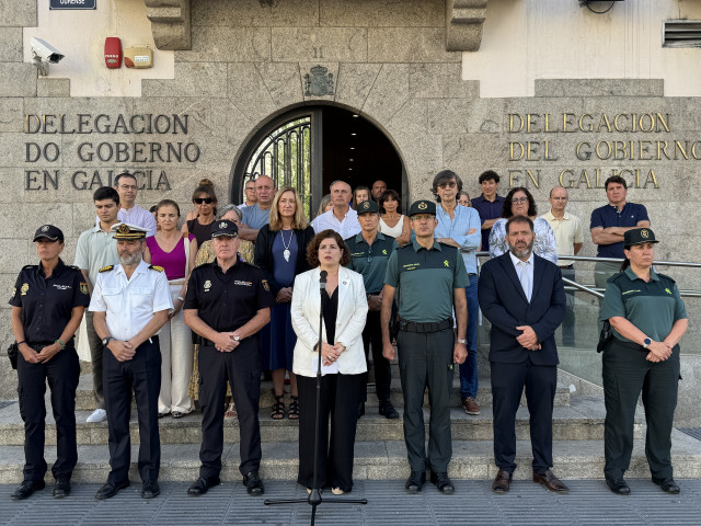 Acto de  condena ante la Delegación del Gobierno en A Coruña por el último asesinato machista en Don Benito (Badajoz)