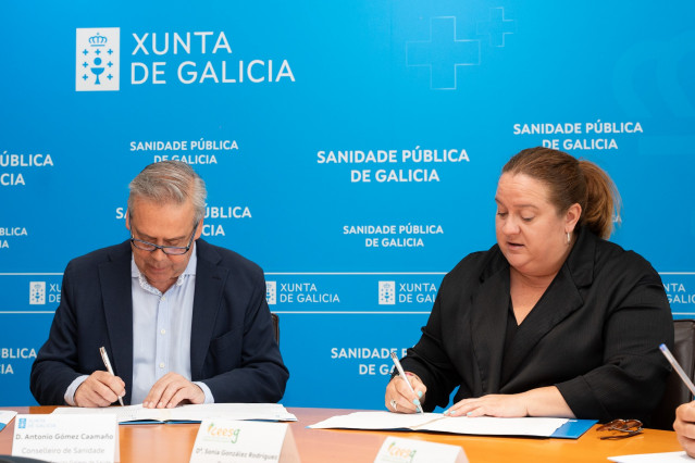 Sergas firma con CEESG un convenio para poner en marcha el 'Proyecto Aloumiños' de prevención de la soledad no deseada