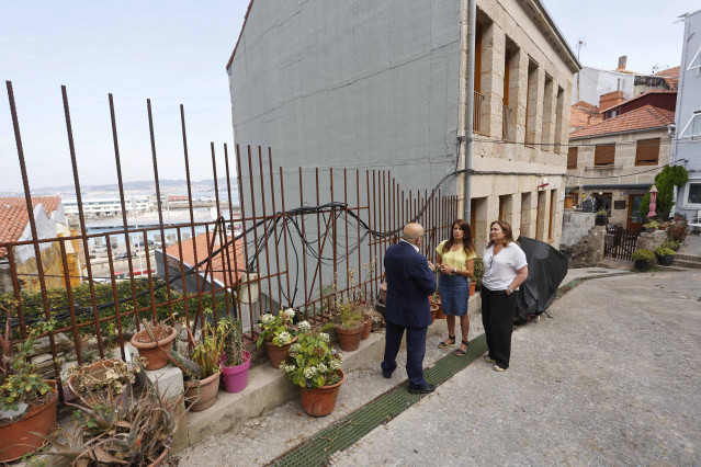 Allegue y Ortiz en la parcela.