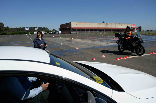 Archivo - Cursos conducción segura motos