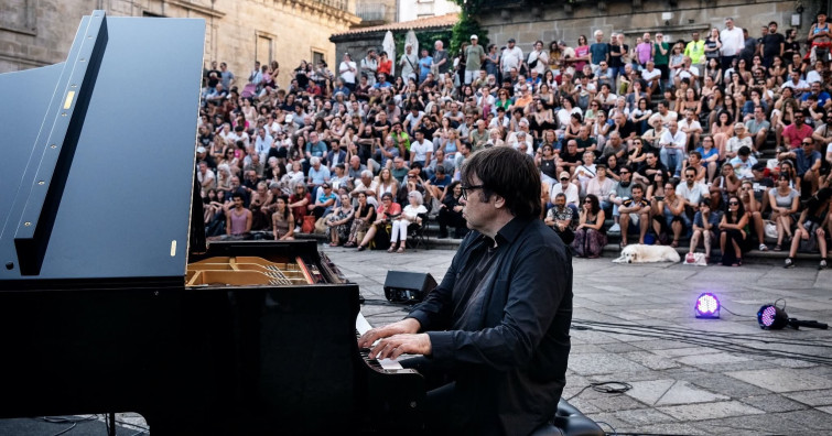 Reconciliarse con Santiago de Compostela (Sumrrá en Feito a man)