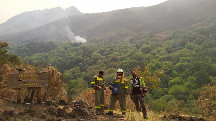 Incendio en Trevinca, los vecinos de Casaio han estado vigilando que el fuego no llegue a sus casas