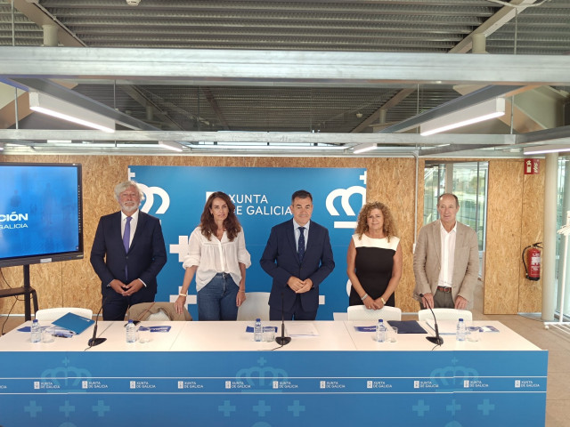 Rueda de prensa del conselleiro de Educación, Ciencia, FP e Universidades, Román Rodríguez, sobre el nuevo curso escolar 2025/2026