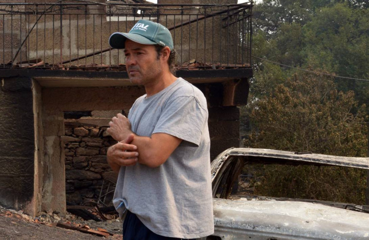Alumnos de las zonas arrasadas por los incendios como Verín plantan cara a las llamas