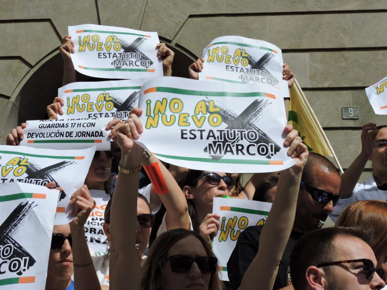 Sanidad mantiene la reunión para negociar el Estatuto Marco pese al plantón anunciado de los sindicatos