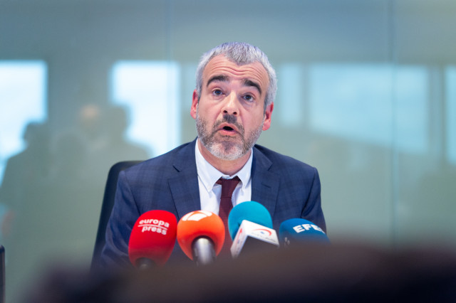 Archivo - El presidente de Aena, Maurici Lucena, en una rueda de prensa.