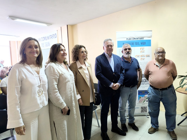 Visita del conselleiro de Sanidade, Antonio Gómez Caamaño, al Plan Comunitario de Teis, a 4 de septiembre de 2025.