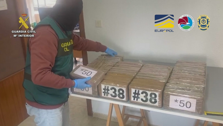 Golpe al narcotráfico en Galicia con 19 detenidos en el operativo por la entrada de cocaína en la ría de Arousa