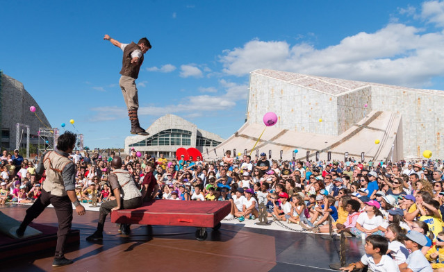 Archivo - El festival 'Ciudad Imaginaria', en la Cidade da Cultura, en Santiago de Compostela